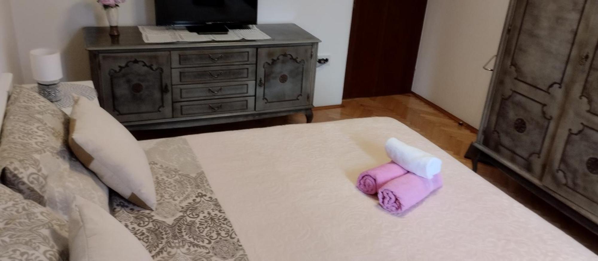 Apartment Oja Malinska Buitenkant foto